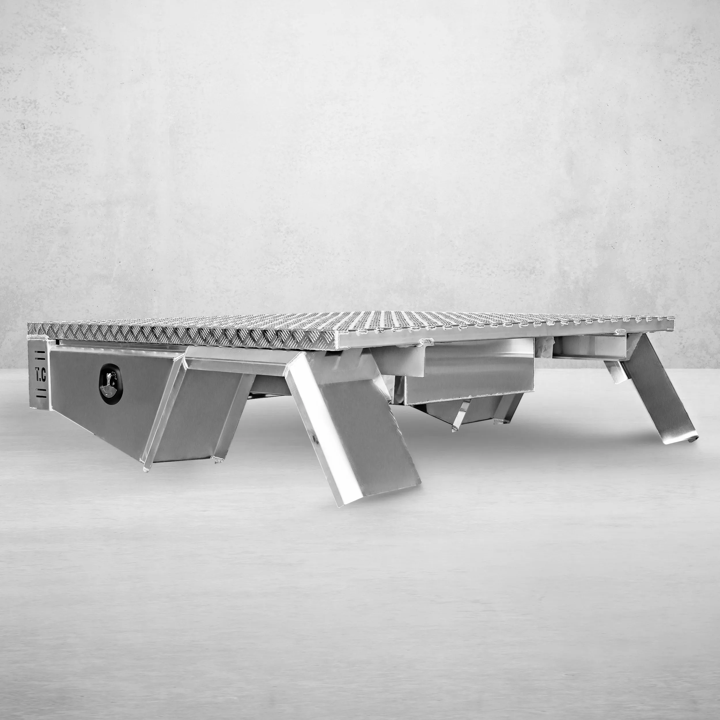 Aluminium Tray 2400mm No Headboard - Alloy