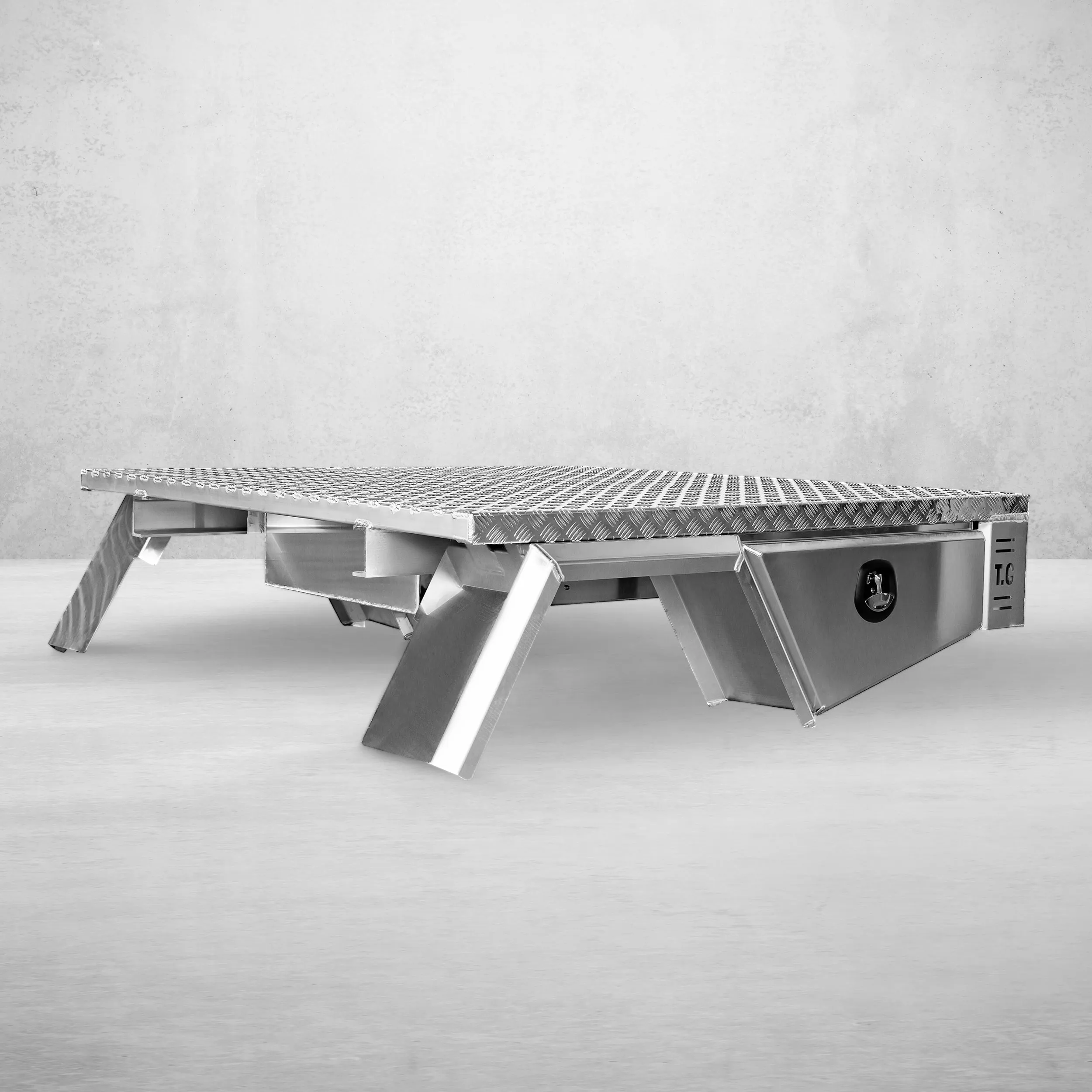 Aluminium Tray 2400mm No Headboard - Alloy