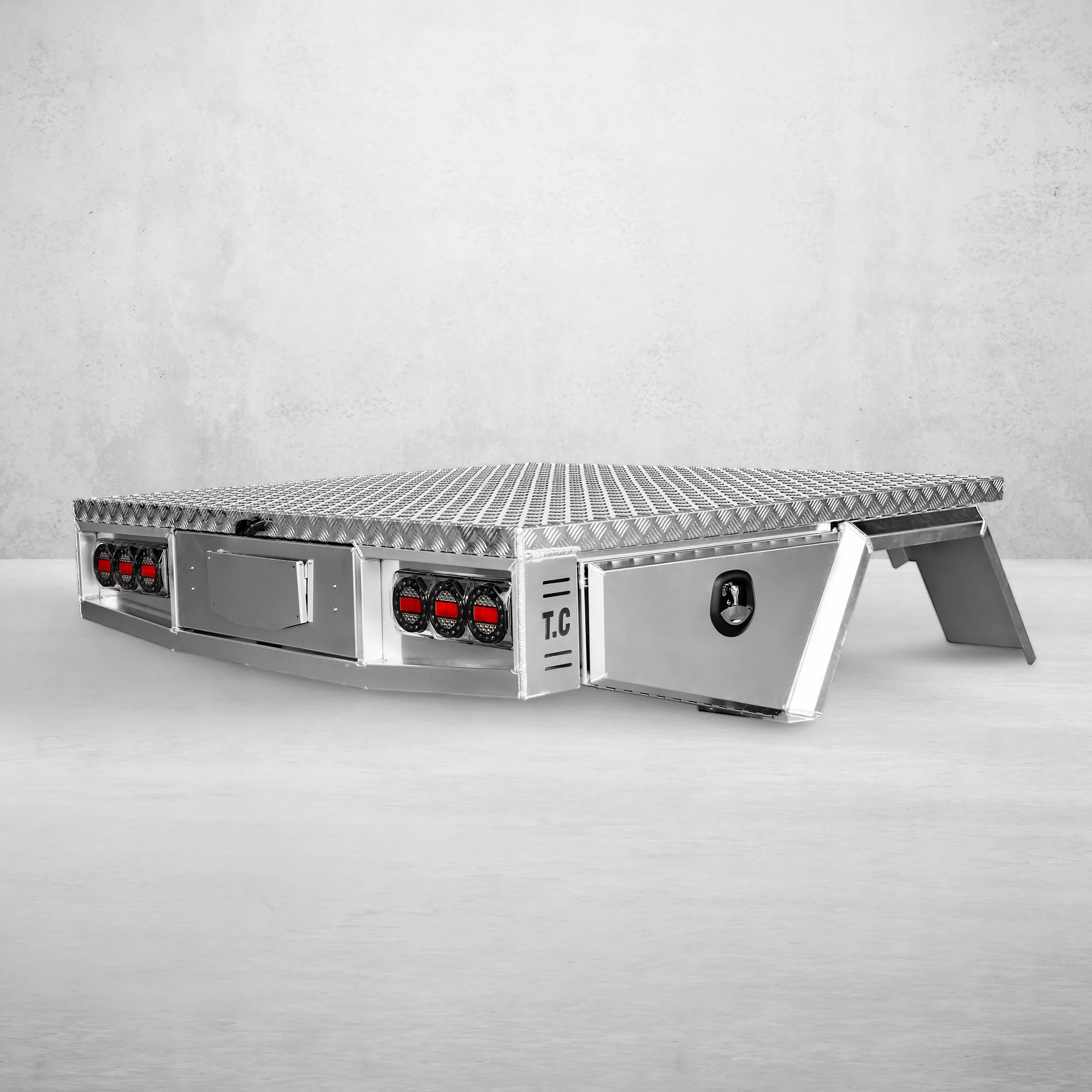 Aluminium Tray 2400mm No Headboard - Alloy