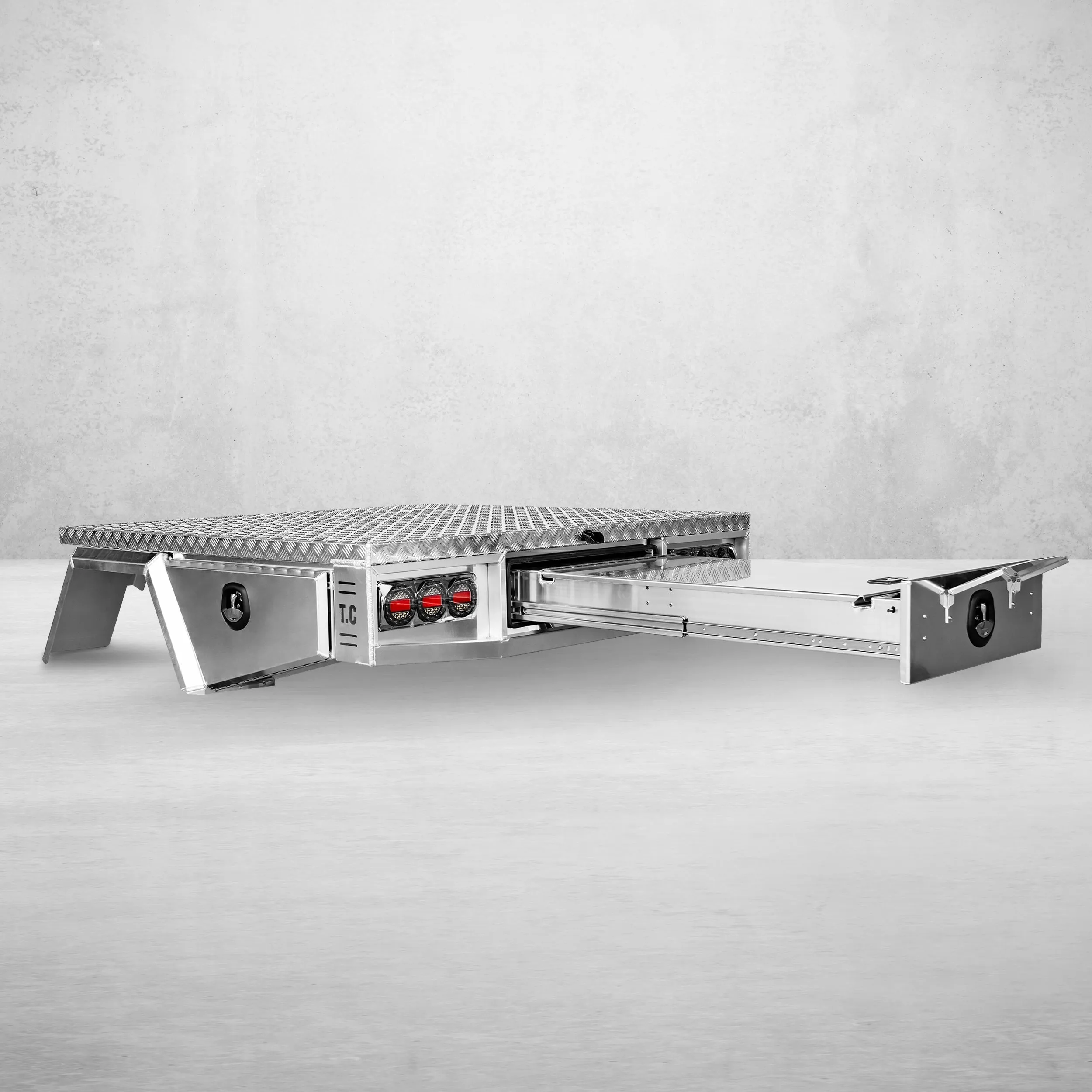Aluminium Tray 2400mm No Headboard - Alloy