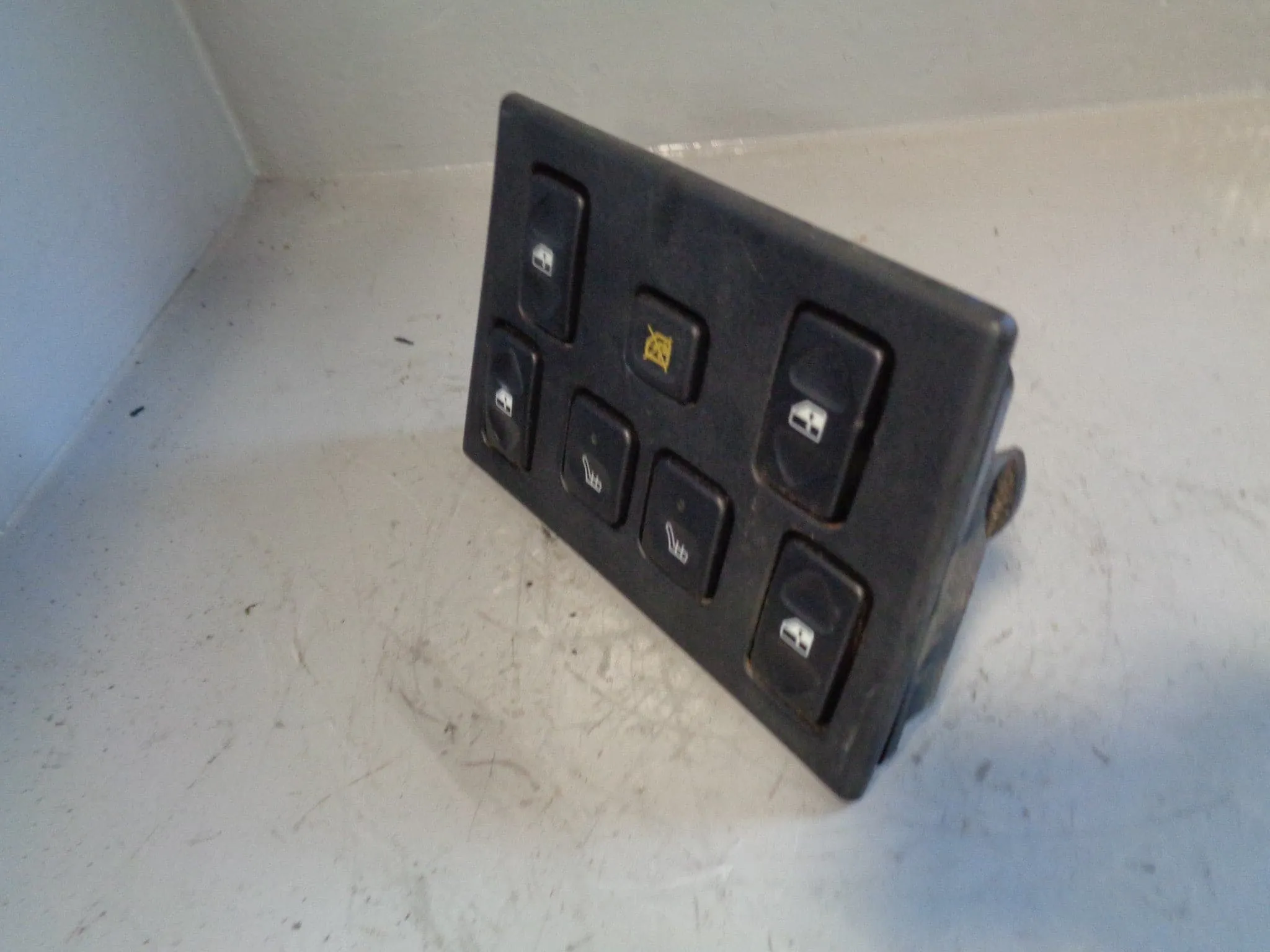 Discovery 2 Electric Window Switch Pack Heated Seats Black Land Rover