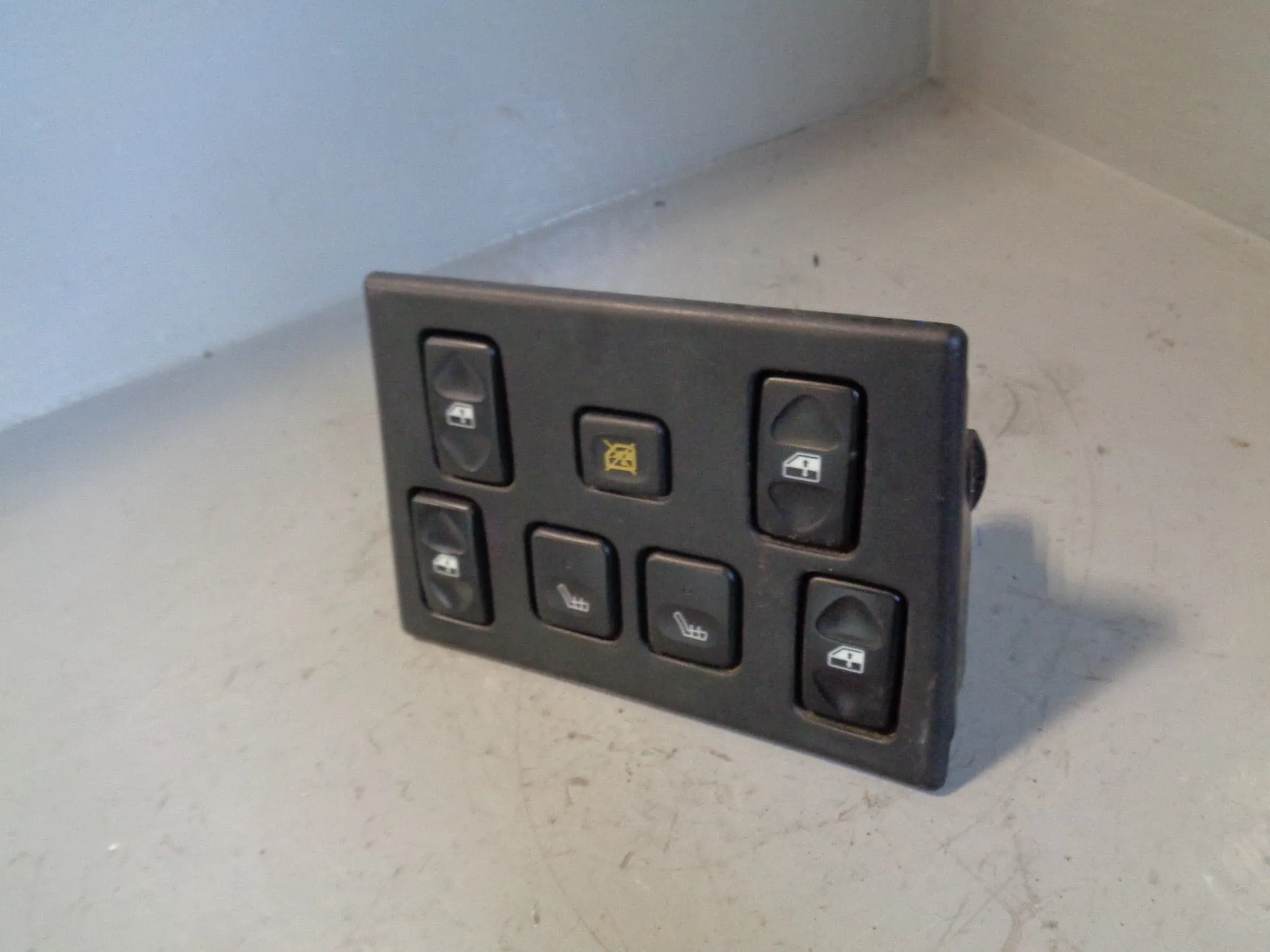 Discovery 2 Electric Window Switch Pack Heated Seats Black Land Rover