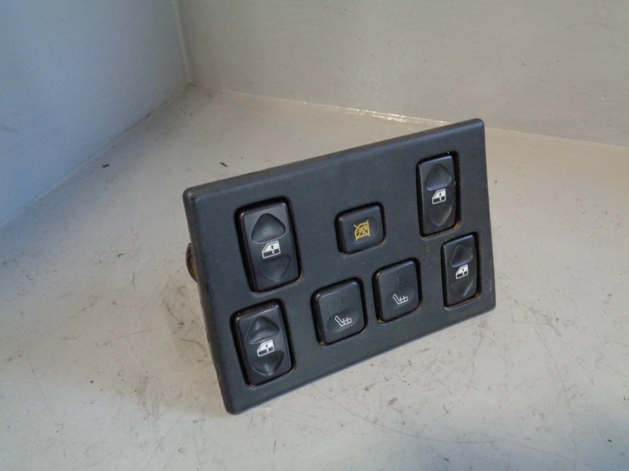 Discovery 2 Electric Window Switch Pack Heated Seats Black Land Rover