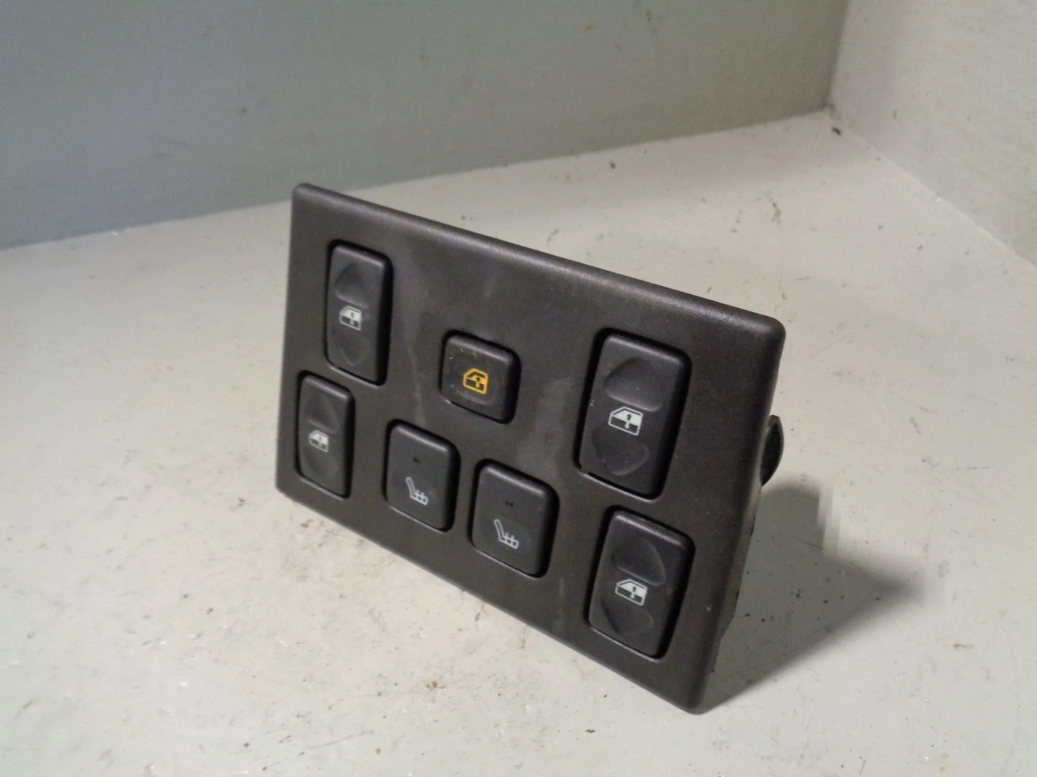 Discovery 2 Electric Window Switch Pack Heated Seats Grey Land Rover L318