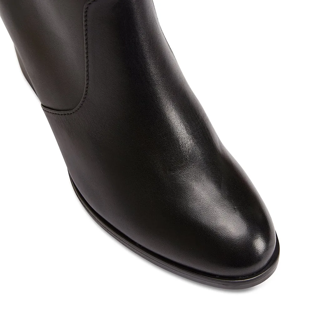 Kiama Boot in Black Leather