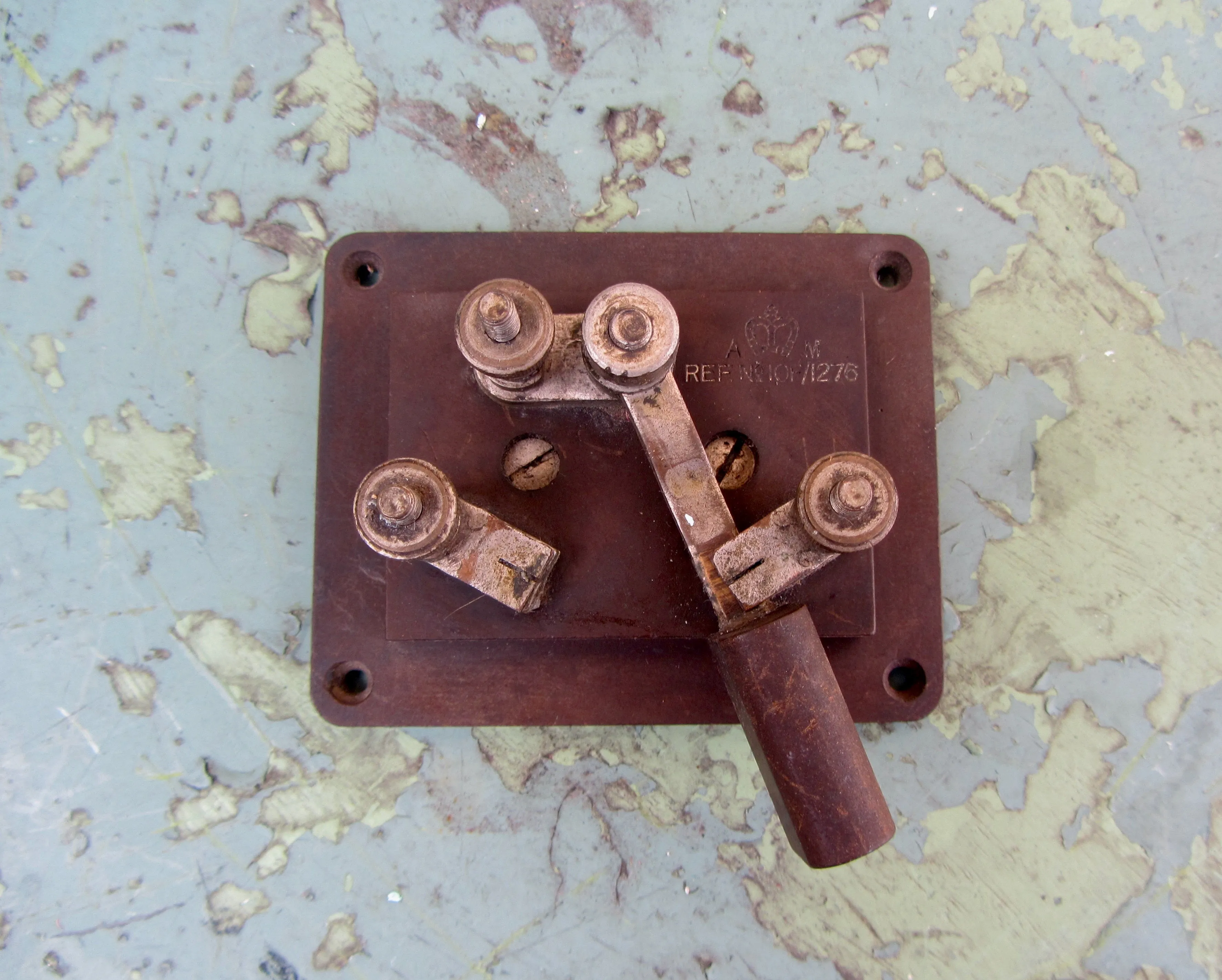Vintage Air Ministry RAF Radio Set Earthing Switch 10F/1276